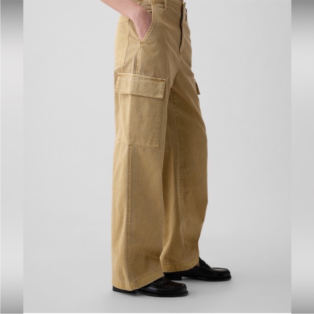 Gap Loose Khaki Cargo Pants in Mojave Women’s Size 12 - Picture 2 of 8